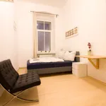 Rent 2 bedroom apartment of 60 m² in berlin