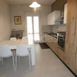 Rent 4 bedroom apartment of 90 m² in Alba