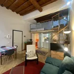 Rent 1 bedroom apartment of 35 m² in Florence