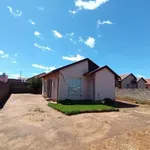 Rent 2 bedroom house of 40 m² in Soweto