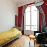 Rent 5 bedroom apartment of 184 m² in Paris 8 - Avenue de Wagram