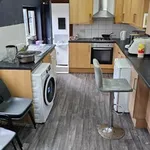 Rent 6 bedroom apartment in Cardiff