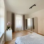 Miete 2 Schlafzimmer wohnung von 57 m² in Dresden