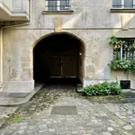 Rent 1 bedroom apartment of 77 m² in Paris