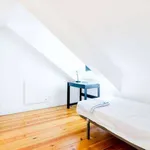 Rent a room in lisbon