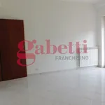 Affitto 4 camera appartamento di 120 m² in Venafro