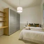 Rent a room of 120 m² in barcelona