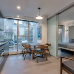 Appartement de 398 m² avec 1 chambre(s) en location à Vancouver