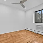 Rent 3 bedroom apartment in Bushwick