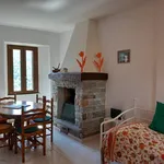 Rent 5 bedroom house of 155 m² in Maccagno con Pino e Veddasca