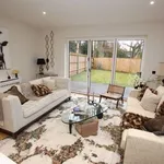 Rent 4 bedroom house in Yorkshire And The Humber