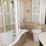 Rent 5 bedroom apartment of 139 m² in Rome