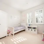 Rent 4 bedroom flat in Trafford