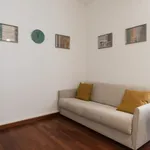 Rent 4 bedroom apartment of 50 m² in Milan