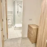 Rent 3 bedroom flat of 92 m² in Manchester