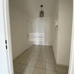 Appartement de 5 m² avec 3 chambre(s) en location à Compiegne