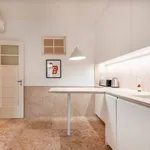 Rent 3 bedroom apartment of 15 m² in Lisbon