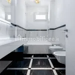 Rent 4 bedroom apartment of 180 m² in Opera