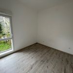 Rent 3 bedroom apartment of 67 m² in MESNIL ESNARD