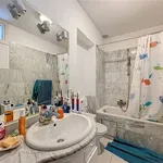 Rent 4 bedroom house in BRUXELLES