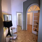 Affitto 5 camera appartamento di 151 m² in Verona