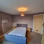 Rent 3 bedroom flat in Aberdeen