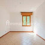 Rent 5 bedroom apartment of 190 m² in Cinisello Balsamo