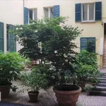 Rent 5 bedroom apartment of 140 m² in Bologna