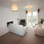 Rent 2 bedroom flat in Hart