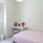 Rent 5 bedroom apartment in Lisbon