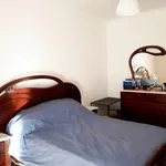 Rent 4 bedroom apartment in Lisbon