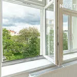 Rent 3 bedroom apartment in Praha 2