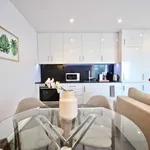 Rent 1 bedroom apartment of 60 m² in lisbon