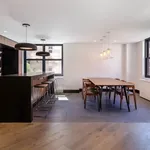 Rent 2 bedroom apartment in Manhattan