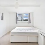 Rent 4 bedroom flat in London