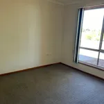 Rent 3 bedroom house in Roxby Downs