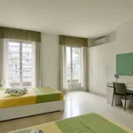 Rent a room in milan