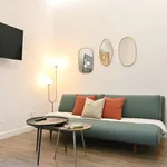 Rent 4 bedroom apartment of 36 m² in Madrid