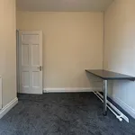 Rent 3 bedroom flat in Epsom and Ewell