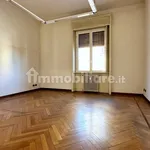 Rent 5 bedroom apartment of 260 m² in Varese