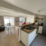 Rent 2 bedroom apartment of 52 m² in Bordeaux