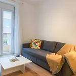 Rent 1 bedroom apartment of 80 m² in lisbon