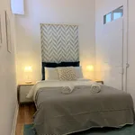 Rent 6 bedroom apartment in Lisbon