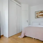 Rent 2 bedroom apartment of 35 m² in Paris