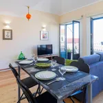 Rent 1 bedroom apartment in Porto