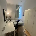 Rent 5 bedroom apartment of 100 m² in München