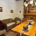 Rent 7 bedroom house of 220 m² in Altavilla Milicia