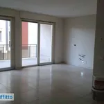 Affitto 3 camera appartamento di 75 m² in Verbania