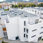 Pronajměte si 3 ložnic/e byt o rozloze 75 m² v Zlín