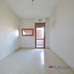 Affitto 4 camera appartamento di 135 m² in San Donato Milanese